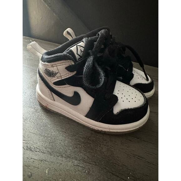 5C AIR JORDAN 1 MID SE (TD) Toddler - Picture 2 of 6